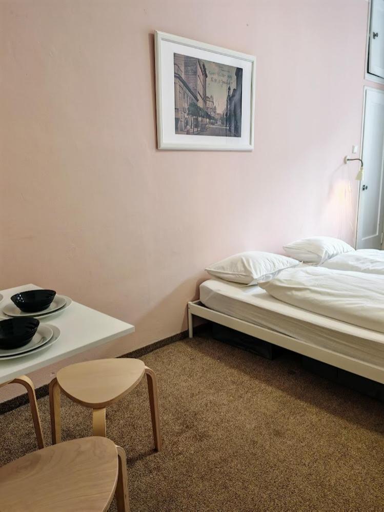 Apartment In Zizkov -301- Prag