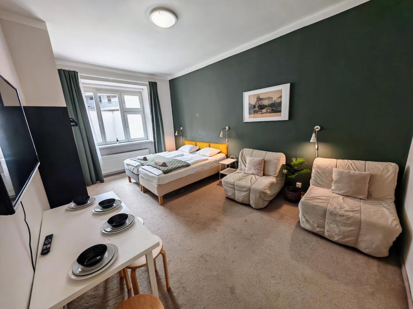 Apartment In Zizkov -301- Prag