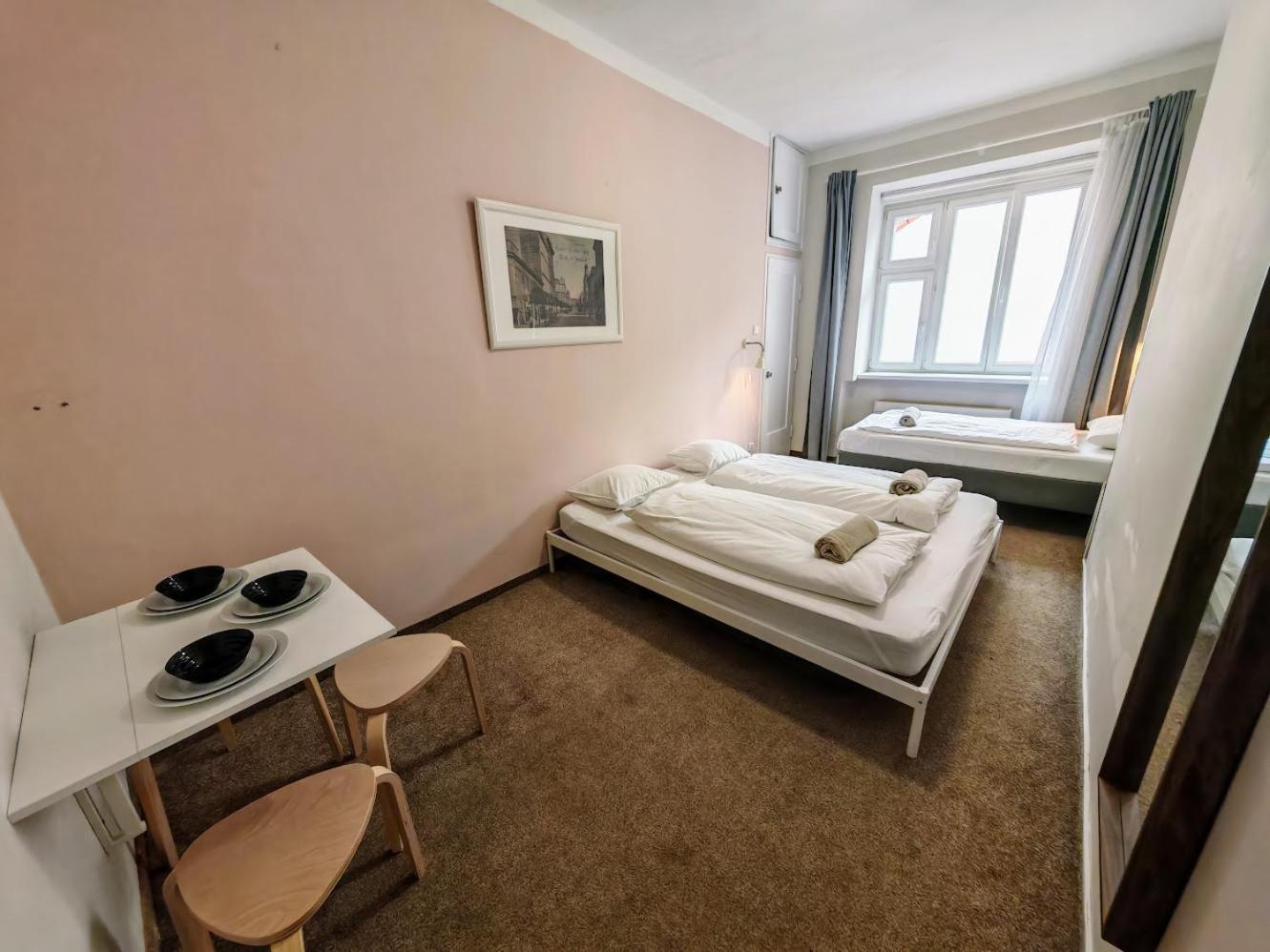 In Zizkov -301- Appartement *